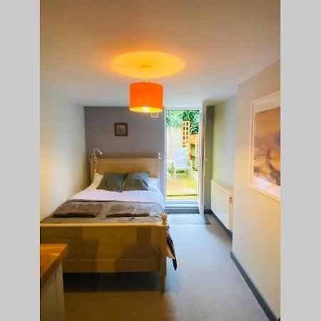 Beautiful Ground Floor Apartment In St Leonards ภายนอก รูปภาพ