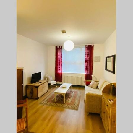 Beautiful Ground Floor Apartment In St Leonards ภายนอก รูปภาพ