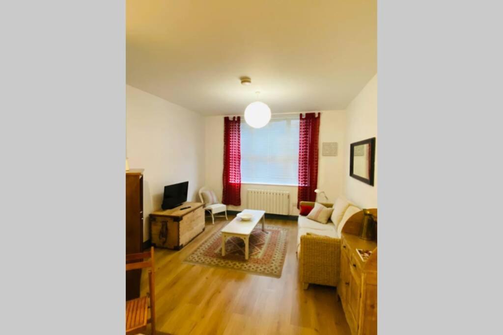 Beautiful Ground Floor Apartment In St Leonards ภายนอก รูปภาพ