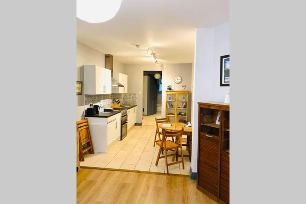 Beautiful Ground Floor Apartment In St Leonards ภายนอก รูปภาพ